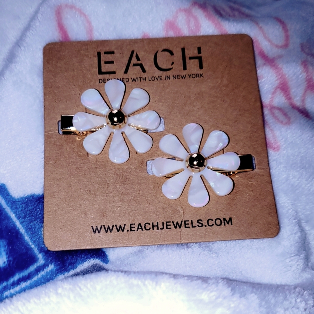 Each flower barrettes
